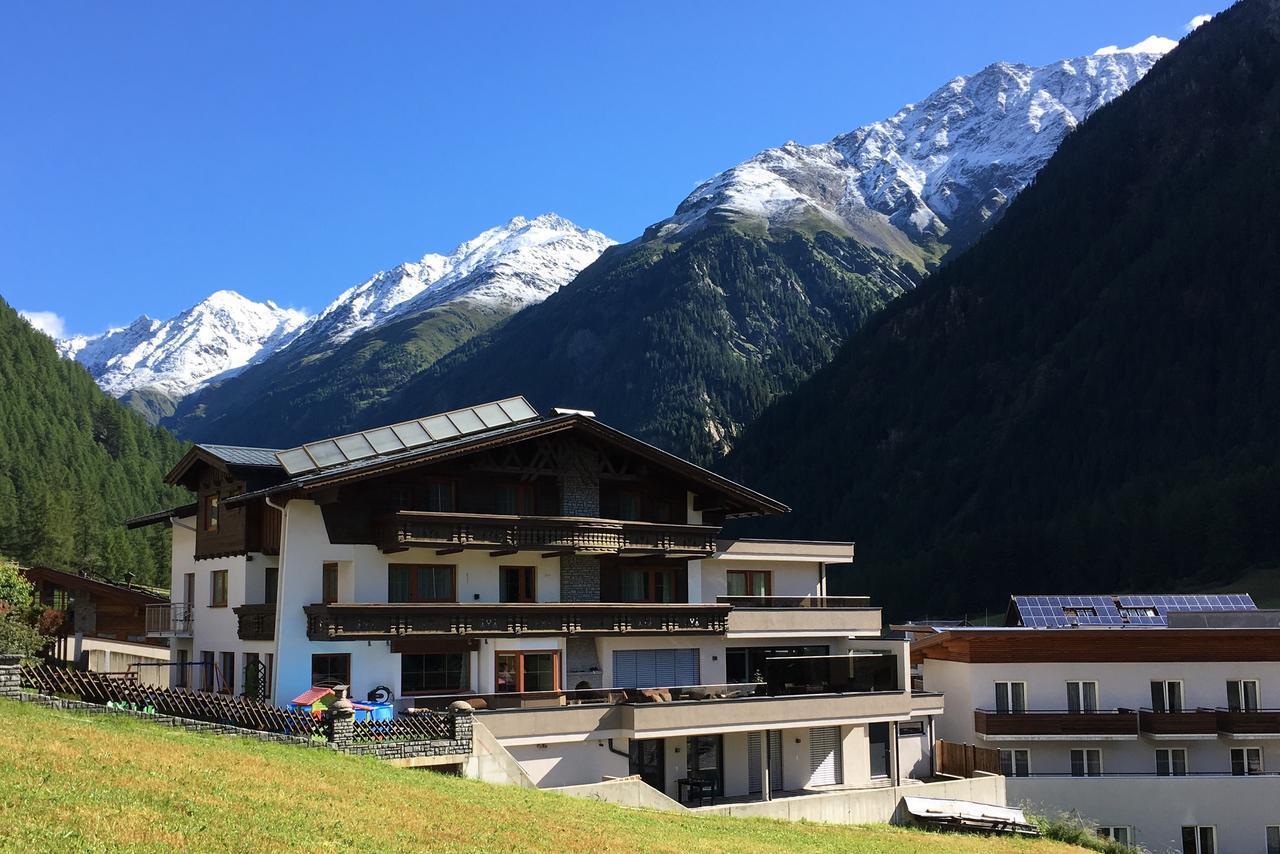Fruehstueckspension Astoria Sölden Exteriör bild
